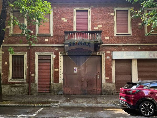 intera palazzina in vendita a Varedo