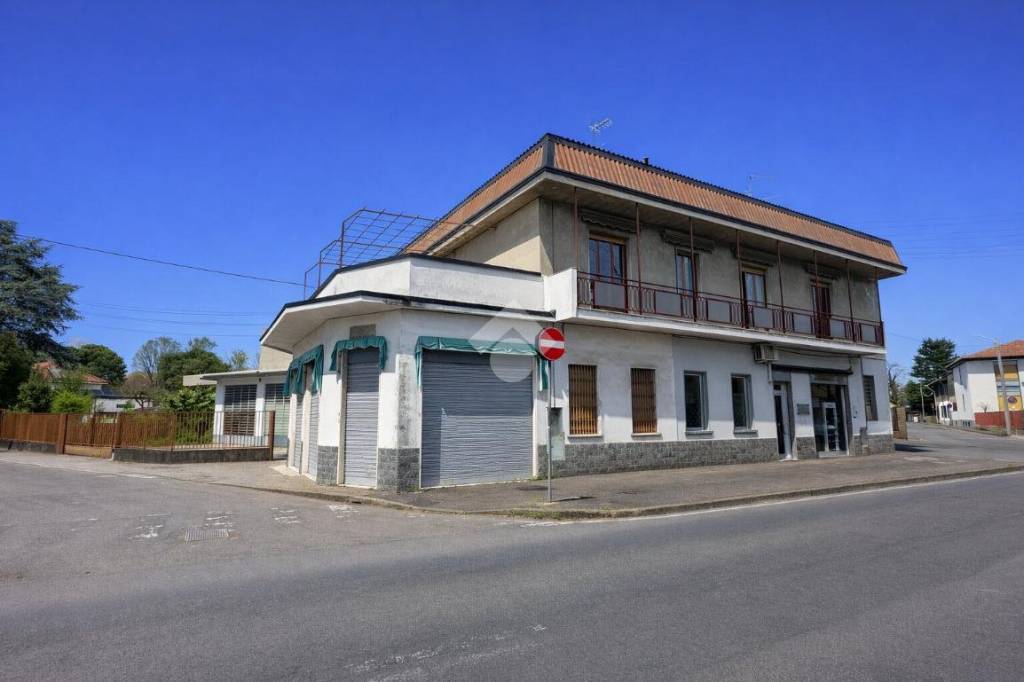 casa indipendente in vendita a Varedo