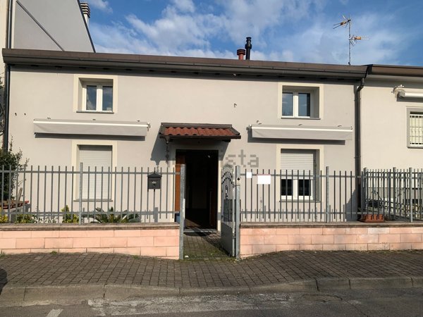 appartamento in vendita a Varedo