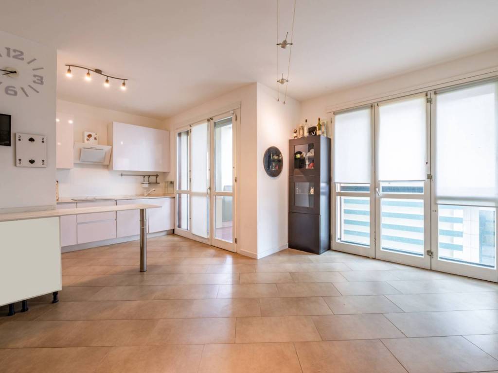 appartamento in vendita a Varedo