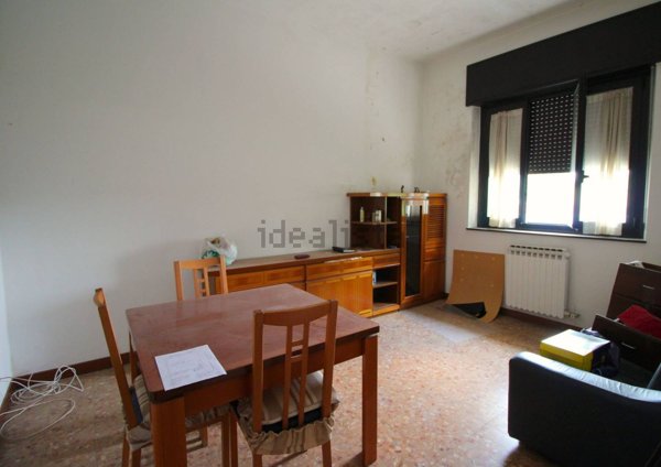 appartamento in vendita a Varedo in zona Valera