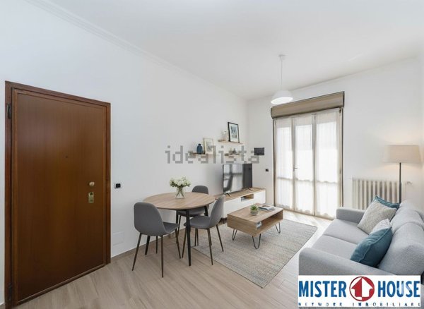 appartamento in vendita a Varedo in zona Valera
