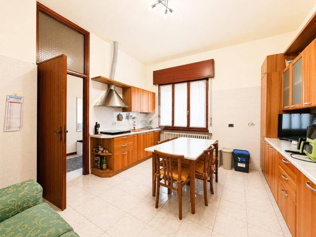 appartamento in vendita a Varedo