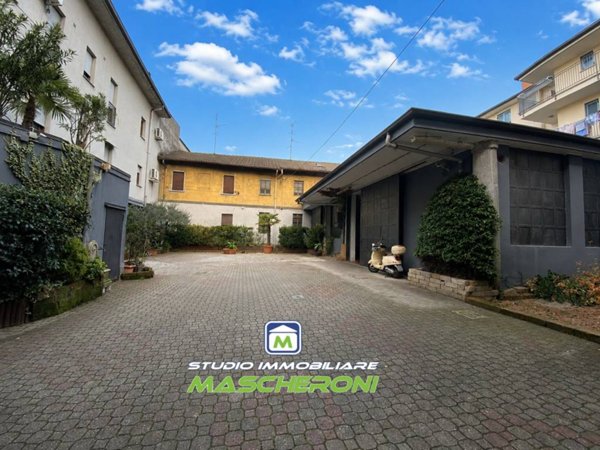 appartamento in vendita a Varedo