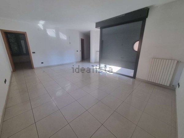 appartamento in vendita a Varedo in zona Valera