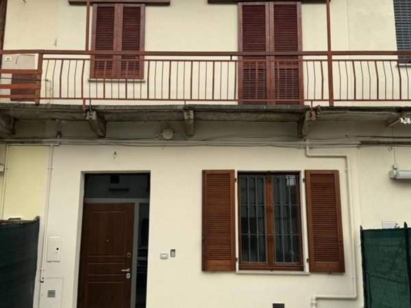casa indipendente in vendita a Vedano al Lambro