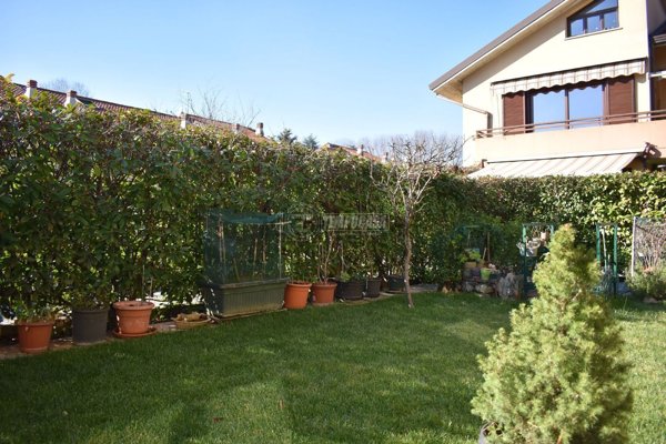appartamento in vendita a Vedano al Lambro