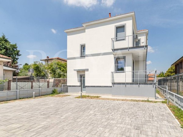 appartamento in vendita a Vedano al Lambro