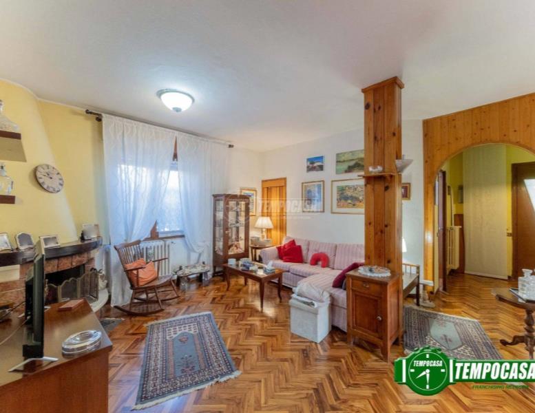 casa indipendente in vendita a Vedano al Lambro