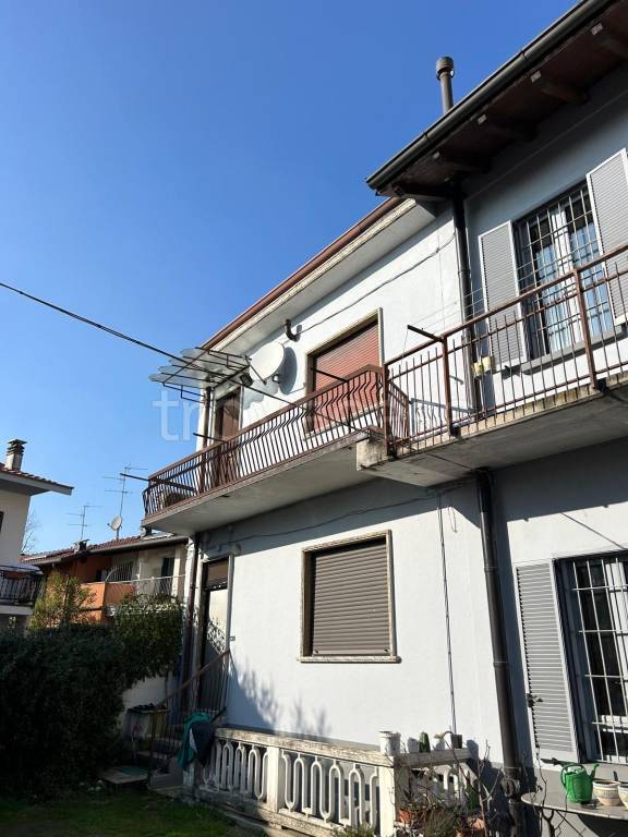 appartamento in vendita a Vedano al Lambro
