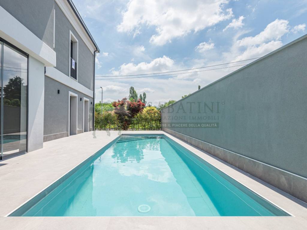 casa indipendente in vendita a Vedano al Lambro