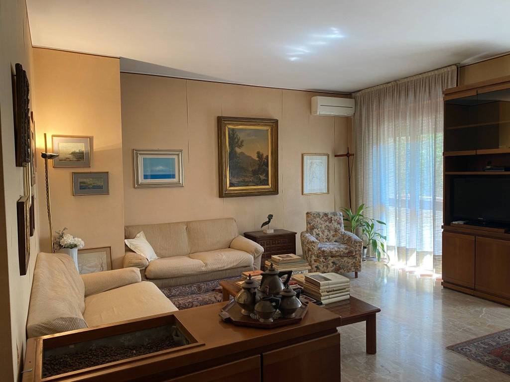 appartamento in vendita a Vedano al Lambro