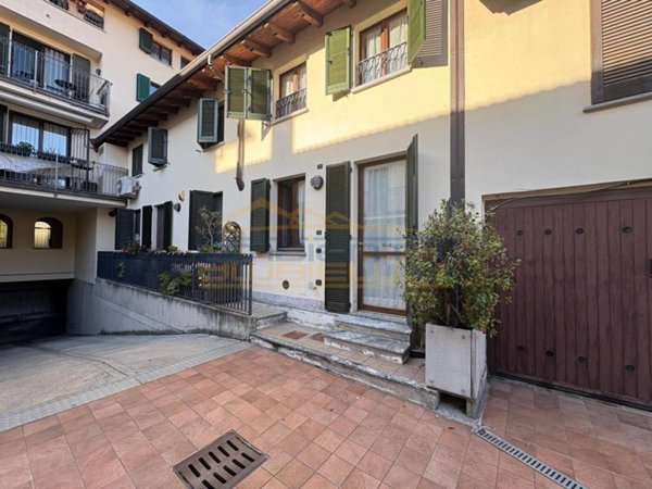 appartamento in vendita a Vedano al Lambro