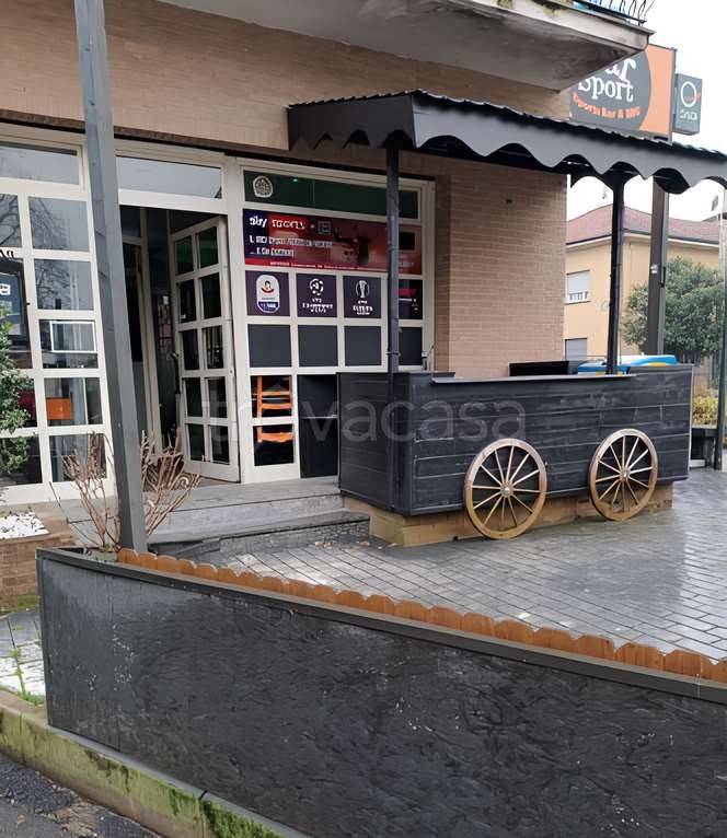 negozio in vendita a Vedano al Lambro