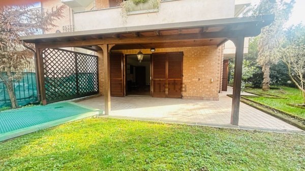 appartamento in vendita a Vedano al Lambro