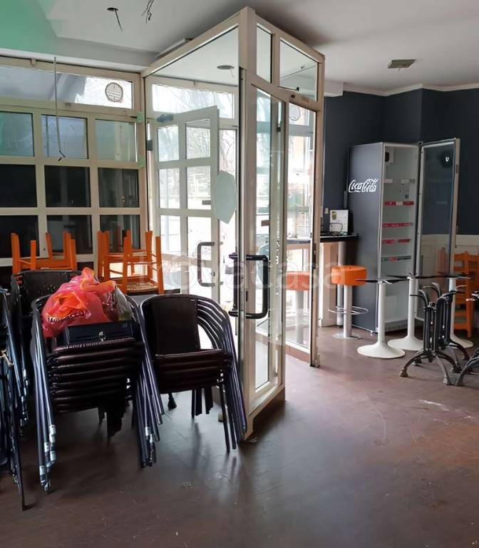 negozio in vendita a Vedano al Lambro