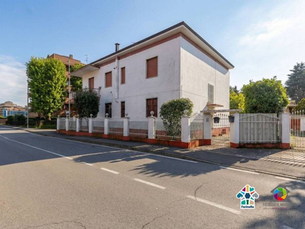 casa indipendente in vendita a Vedano al Lambro