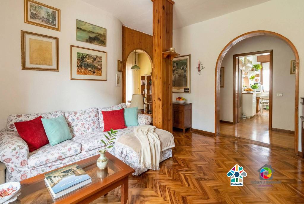 casa indipendente in vendita a Vedano al Lambro