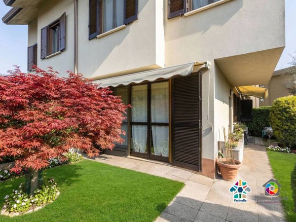 casa indipendente in vendita a Vedano al Lambro