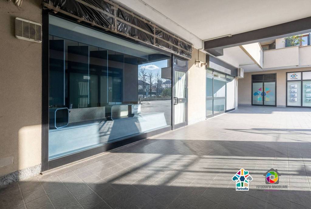 negozio in vendita a Vedano al Lambro