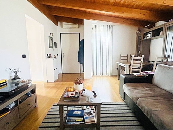 appartamento in vendita a Vedano al Lambro