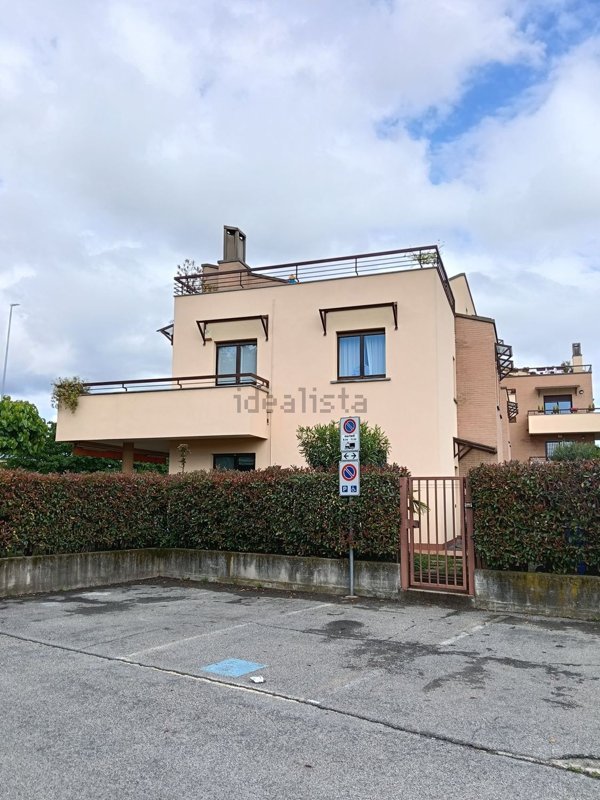 appartamento in vendita a Vedano al Lambro