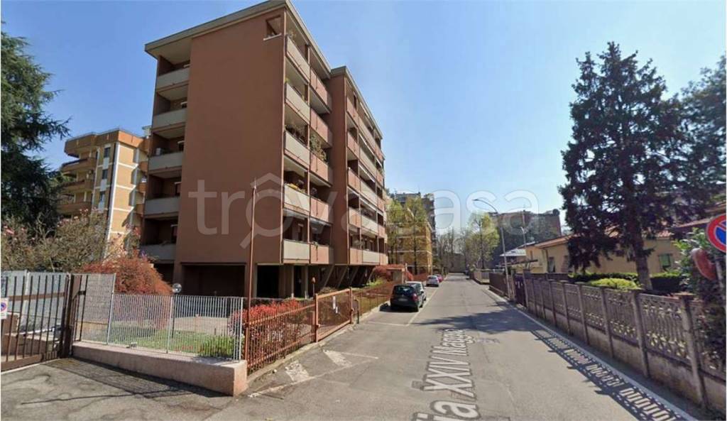 box auto in vendita a Vedano al Lambro