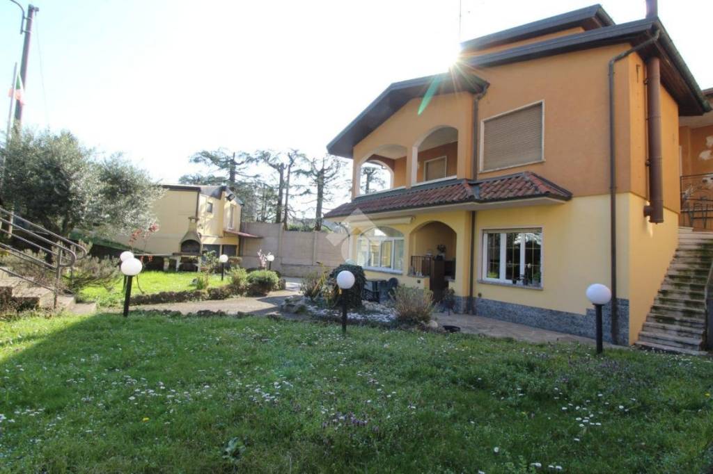 appartamento in vendita a Veduggio con Colzano