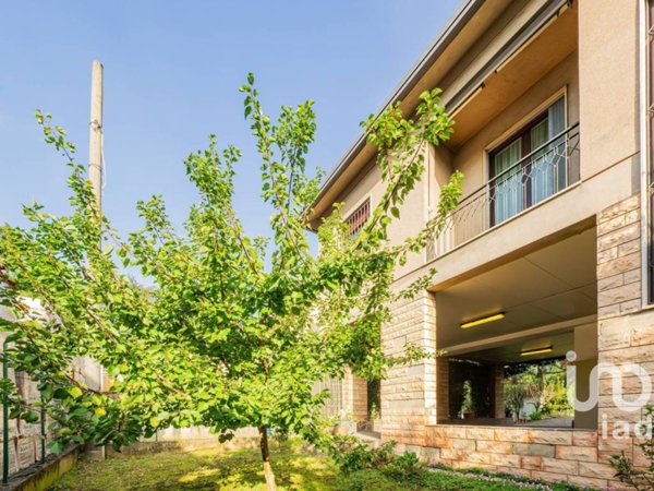 casa indipendente in vendita a Veduggio con Colzano