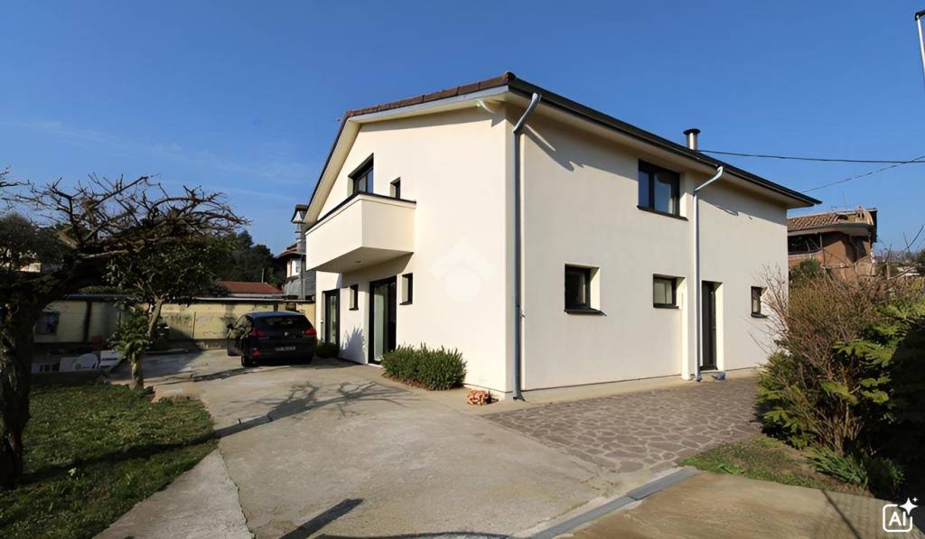 casa indipendente in vendita a Veduggio con Colzano