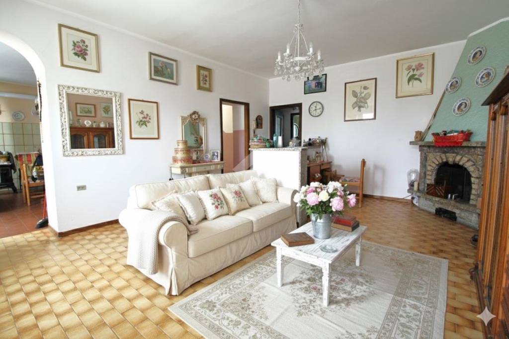 appartamento in vendita a Veduggio con Colzano