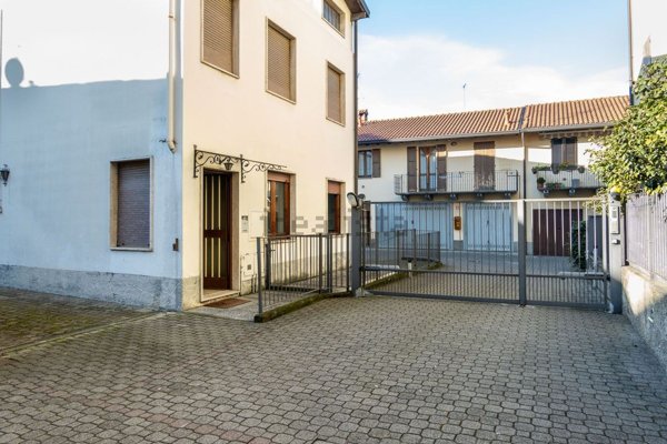 appartamento in vendita a Veduggio con Colzano