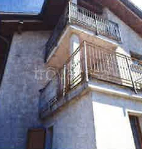 casa indipendente in vendita a Veduggio con Colzano