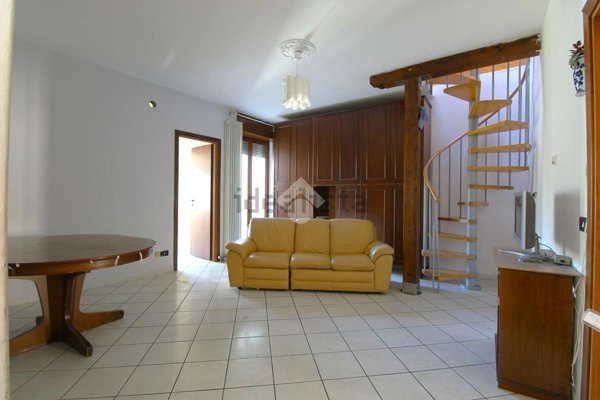 appartamento in vendita a Veduggio con Colzano