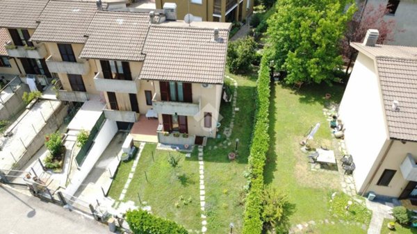 casa indipendente in vendita a Veduggio con Colzano