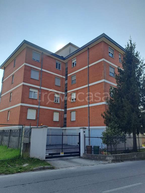 appartamento in vendita a Verano Brianza