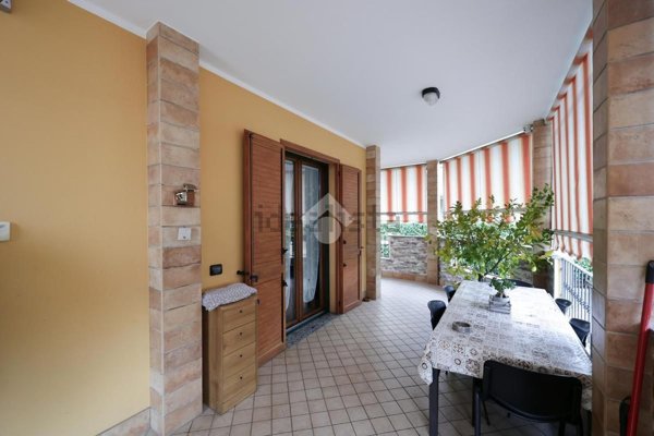 casa indipendente in vendita a Verano Brianza
