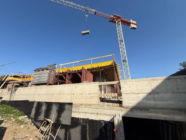 appartamento in vendita a Verano Brianza