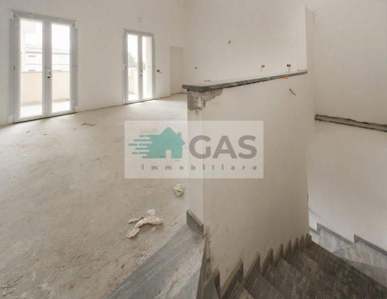 appartamento in vendita a Verano Brianza