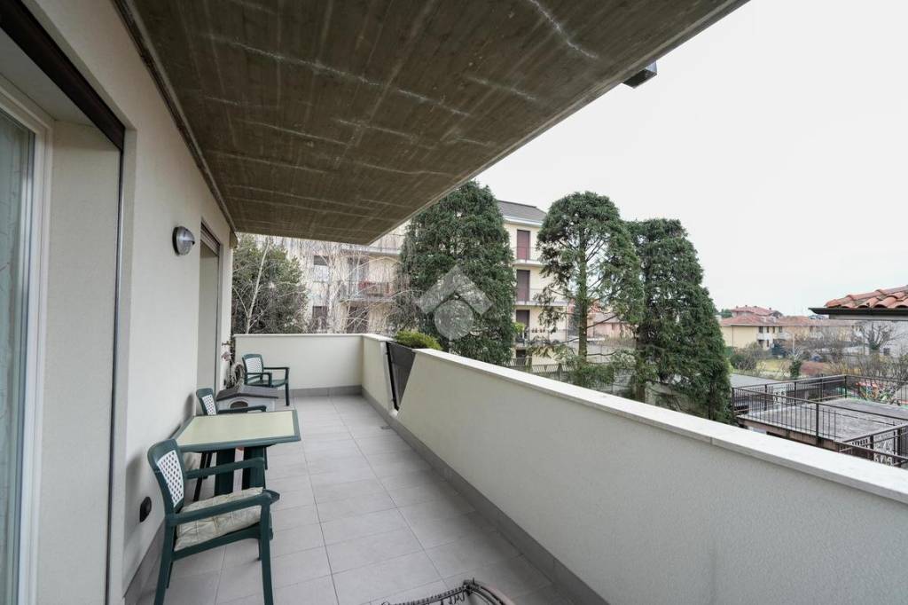 appartamento in vendita a Verano Brianza