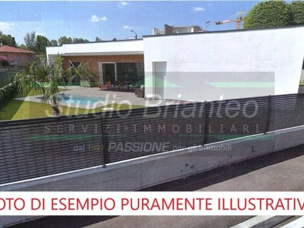 casa indipendente in vendita a Verano Brianza
