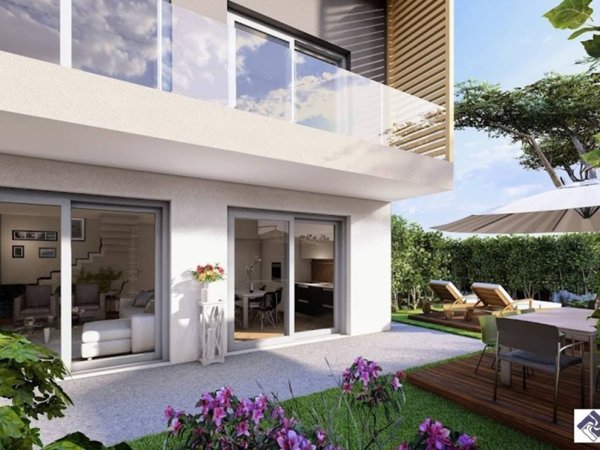 casa indipendente in vendita a Verano Brianza