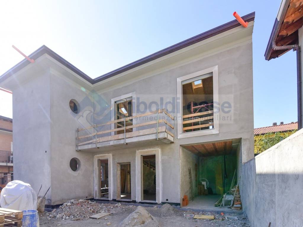 casa indipendente in vendita a Verano Brianza