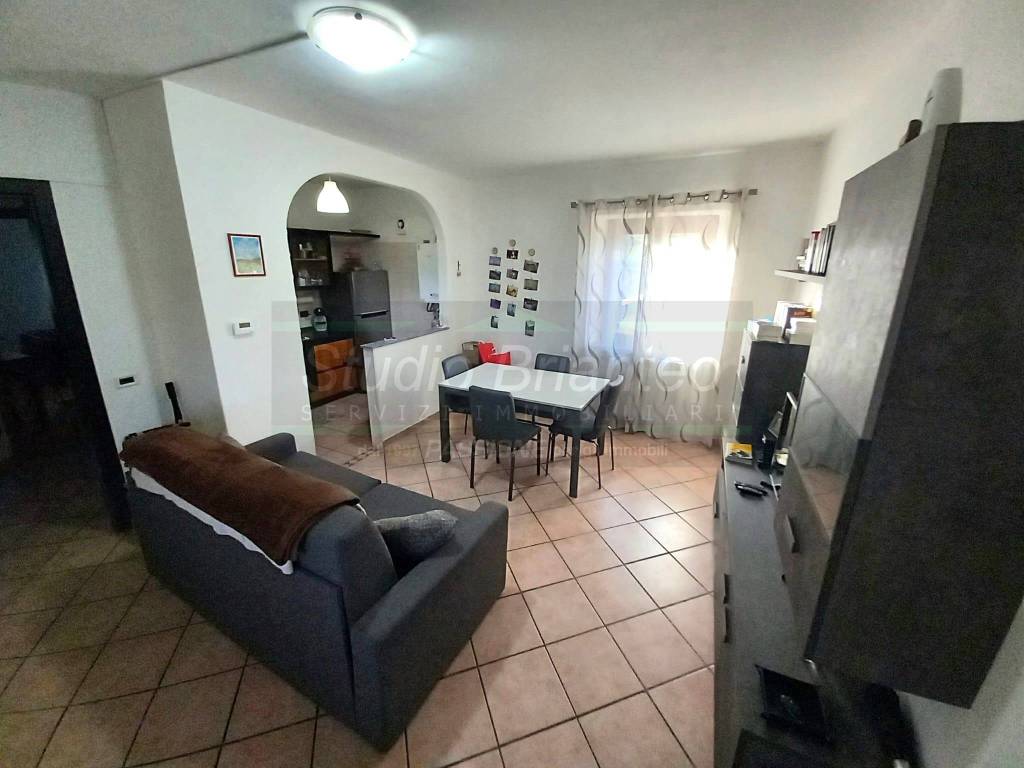 appartamento in vendita a Verano Brianza