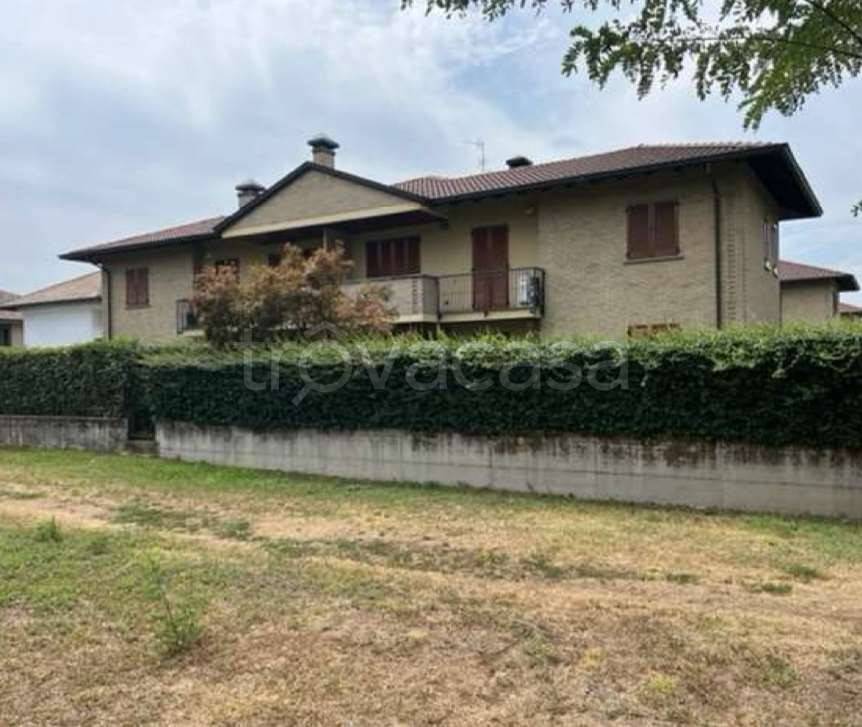 appartamento in vendita a Verano Brianza