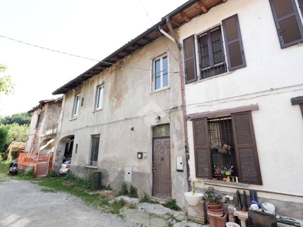 casa indipendente in vendita a Verano Brianza