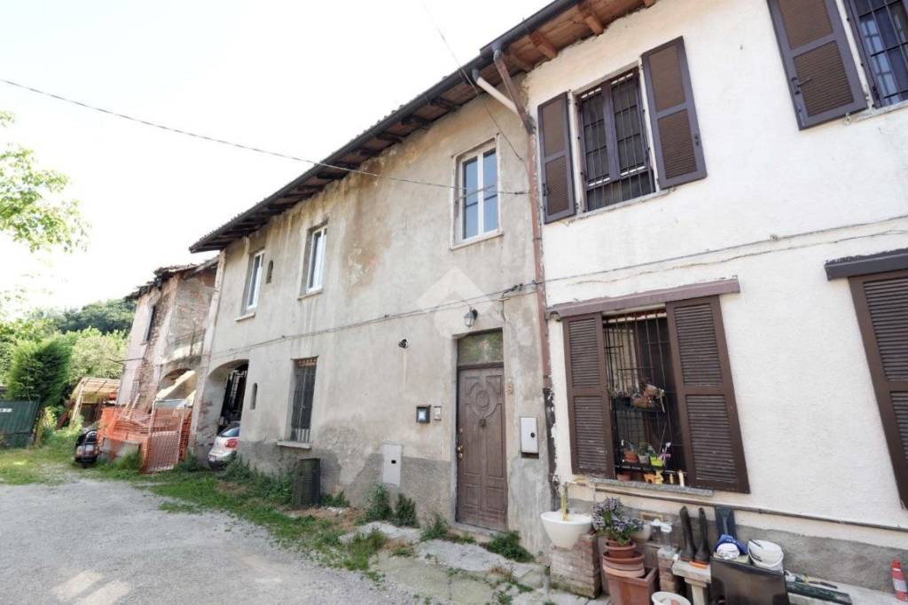 casa indipendente in vendita a Verano Brianza