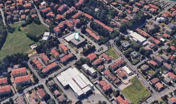 negozio in vendita a Verano Brianza