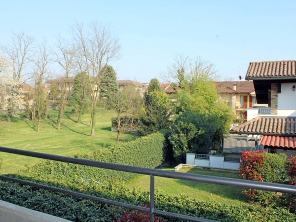 appartamento in vendita a Verano Brianza