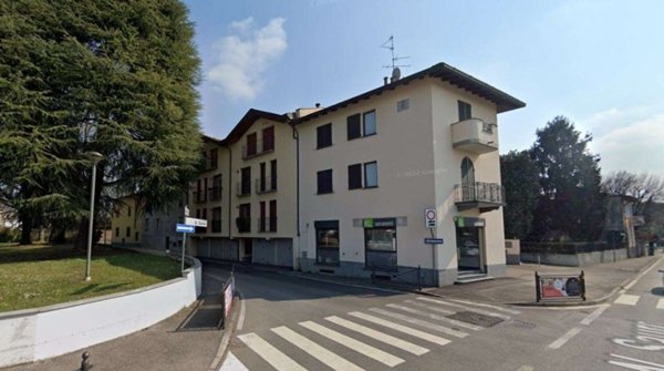 appartamento in vendita a Verano Brianza